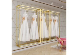 Стійка для весільних і вечірніх суконь 1200×400×2200 мм — глянцеве золото, труба 30×30 мм, полиця ДСП